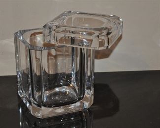 MID CENTURY 9" HINGED HEAVY GRAINWARE  LUCITE ICE BUCKET IN EXCELLENT CONDITION. OUR PRICE $95.00