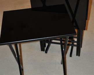 FOUR VINTAGE FOLDING SNACK TABLES WITH STAND IN EXCELLENT CONDITION BY SCHEIBE. OUR PRICE $95.00