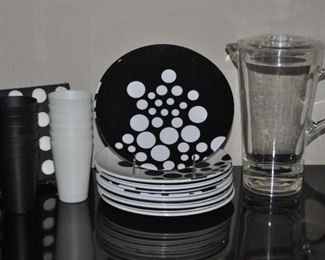 ADORABLE OUTDOOR PATIO SET INCLUDES AN ACRYLIC CLEAR LIDDED PITCHER, 12 MELAMINE 9" PLATES, 6 WHITE AND 6 BLACK PLASTIC CUPS AND POLKA DOT NAPKINS. SOLD AS A SET FOR $$45.00