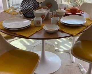 MCM TULIP TABLE & TULIP CHAIRS