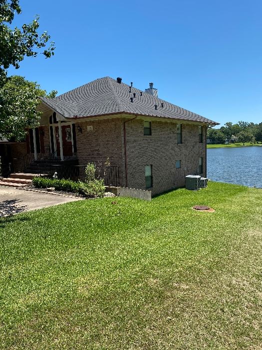 HUNTSVILLE, TX ESTATE SALE (Elkins Lake) starts on 6/27/2020