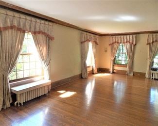 Custom Draperies, Cast Iron Radiators, Quarter Sawn Oak Floors, Cherry Crown Molding, Vintage Light Fixtures