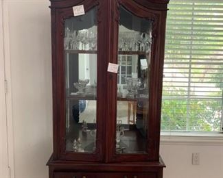 Chippendale Mahogany China Cabinet (Hand-Carved)