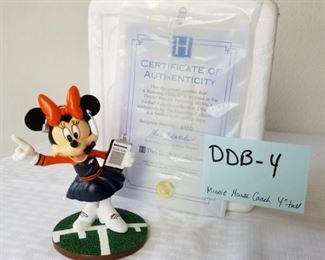 DDD-4 ($20) Minnie Mouse figurine "A winning attitude" 4" tall.  With COA.  Comes with original styrofoam (no box)