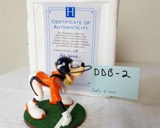 DDB-2 ($20)  Goofy as a Denver Bronco figurine "Hold the Line" measures 4" tall.  Comes with original styrofoam and COA.