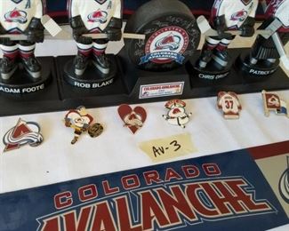 AV-3 ($60) 2002 Avalanche collectors set! 4 bobbleheads, 6 hat pins, puck and bumper sticker.  Foote, Blake, Drury, Roy.  all on a stand.  