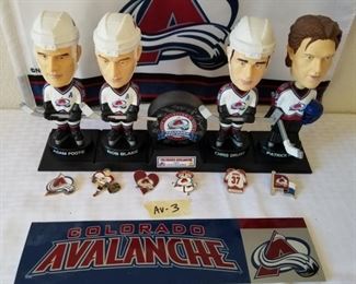 AV-3 ($60) 2002 Avalanche collectors set! 4 bobbleheads, 6 hat pins, puck and bumper sticker.  Foote, Blake, Drury, Roy.  all on a stand. 