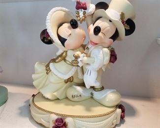 BFIG-9 ($200) "Mistletoe Kisses" by Cody Reynolds shows Micky  and Minnie in this Victorian style Big Fig.  No flaws noted.  Measures "22"h x 17"w.