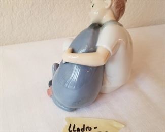 LLadro-23 ($120)  Beautiful figurine of Eeyore "Dreams with Eeyore" #1594  by NAO LLadro.  No flaws noted.