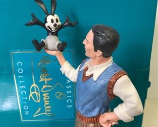 (TR-5) $200 True Originals - Walt Disney and Oswald, the Lucky Rabbit figurine 