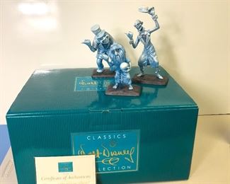 (TR-8) $400 RARE Haunted Mansion Beware of Hitchhiking Ghosts Figurine – Set of 3- LE# 964/1500 NEW w/ Box & COA  8.5”H- 6.5”H and 5”H