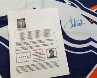 BRC-10 ($30) Team flag signed by Terrell Davis. With original package.  With COA, measures 5ft x 3ft