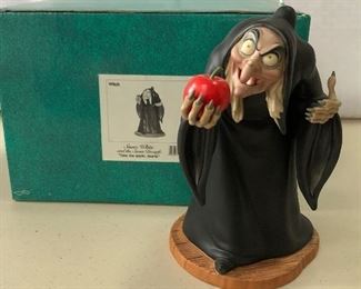 (D3) $45- Snow White “Take the Apple, Dearie” WDCC Witch- 7”H- w/Box , NO COA