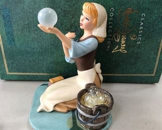 (D12) $50  Cinderella “They Can't Stop Me From Dreaming” -- w Box, NO COA