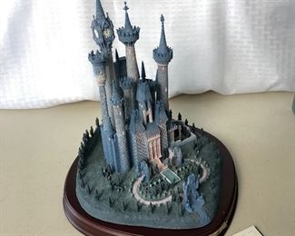 (D16) $200 Enchanted Places “A Castle For Cinderella” Deed #CIJA319 w/ Box and COA