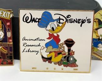 (P45) $30 Lot of 4 Donald Duck Disney Pins