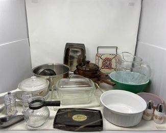 Assorted Kitchen Wares