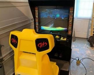 OFF ROAD THUNDER RACING ARCADE GAME