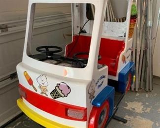 ICE CREAM KIDDIE RIDE