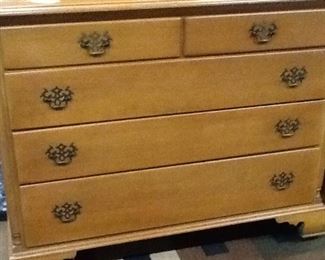 5 Drawer Dresser