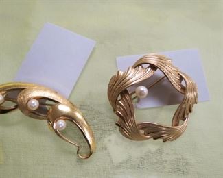 Beautiful gold filled brooches.