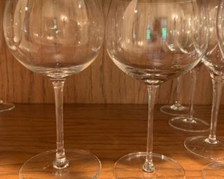 2 Wine Glasses $2 - 7 1/2"