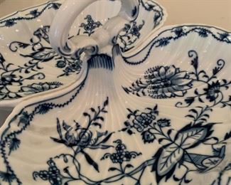Alternate view - Meissen Blue Onion Shell Divided Dish - $50 - 11" x 9.5"