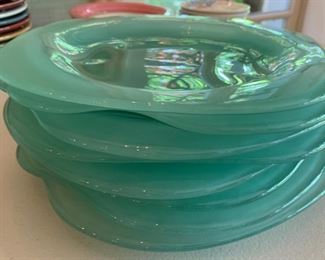 8 Plates - 10 1/2" - 20