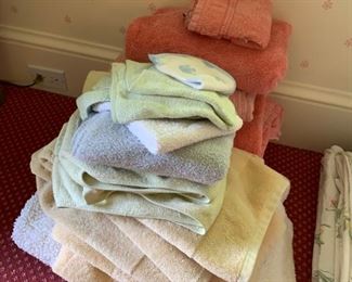 Lot of towels in various sizes and colors - $15