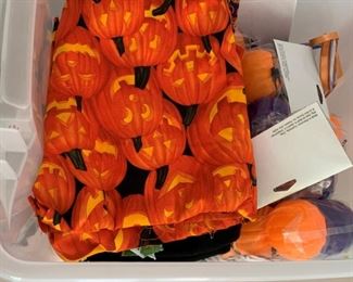 Alternate view - Sewing Lot - $15