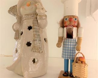 2 Figurines - 8" - $15