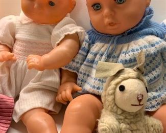 22" Dolls - $5
