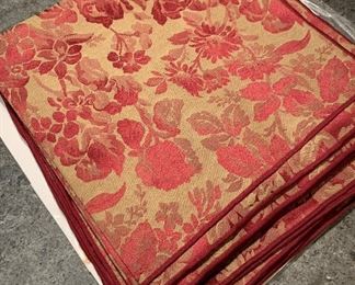 Lot of 12 elegant napkins - $35