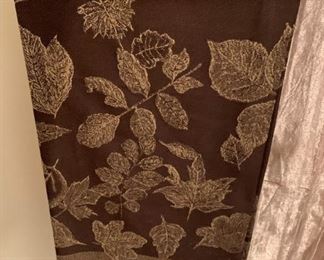 Tablecloth - $25