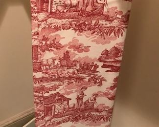 Williams Sonoma Large Toile Tablecloth with napkins - $85