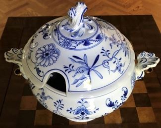 Meissen Blue Onion Tureen - 12"H x 9"D x 14"W - $125