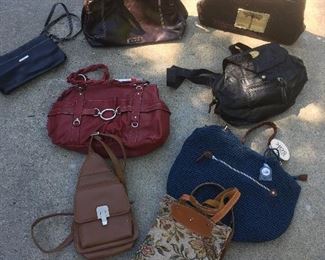 Many purses