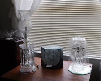 More crystal, several beautiful lamps to choose from