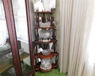 Corner tier shelf, 55 tall