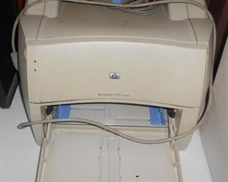 HP LaserJet 1000 Printer