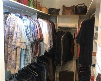 Numerous Dooney & Burke Purses, orYANY Purses, Brahmin Purses, Tignanello Purses, Deux Lux  and many other Designer Hand Bags