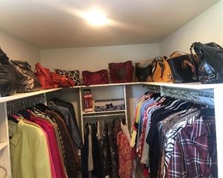 Numerous Dooney & Burke Purses, orYANY Purses, Brahmin Purses, Tignanello Purses, Deux Lux  and many other Designer Hand Bags