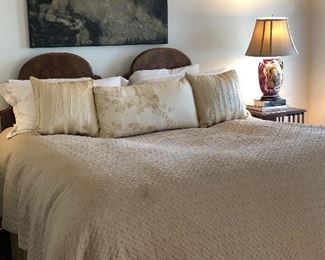 King Size Burl Bed