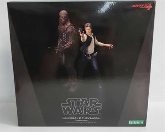 2012	

Star Wars Han Solo & Chewbacca A New Hope 1/10 Scale Pre-Painted Model Kit
Factory Sealed.