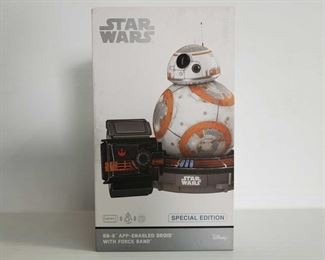 2015	

Star Wars BB-8 App Enabled Droid
New In Box