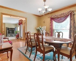 Cherry wood dining room suite including tea table and buffet