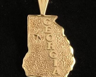 14kt gold Georgia pendant