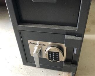 Sentry Touch pad Safe