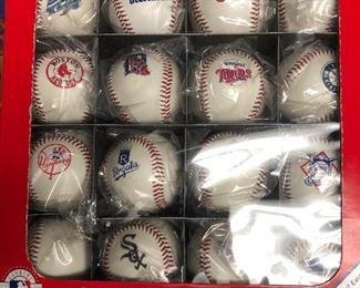 Rawlings replica baseballs collectors set