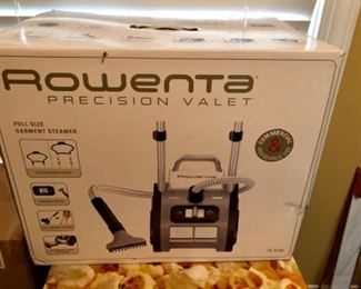 Rowenta Steamer - new in box